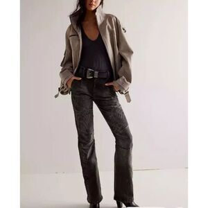 Free People We The Free Vector‎ Moto Flare Jeans Distressed Black Size 25 NWT